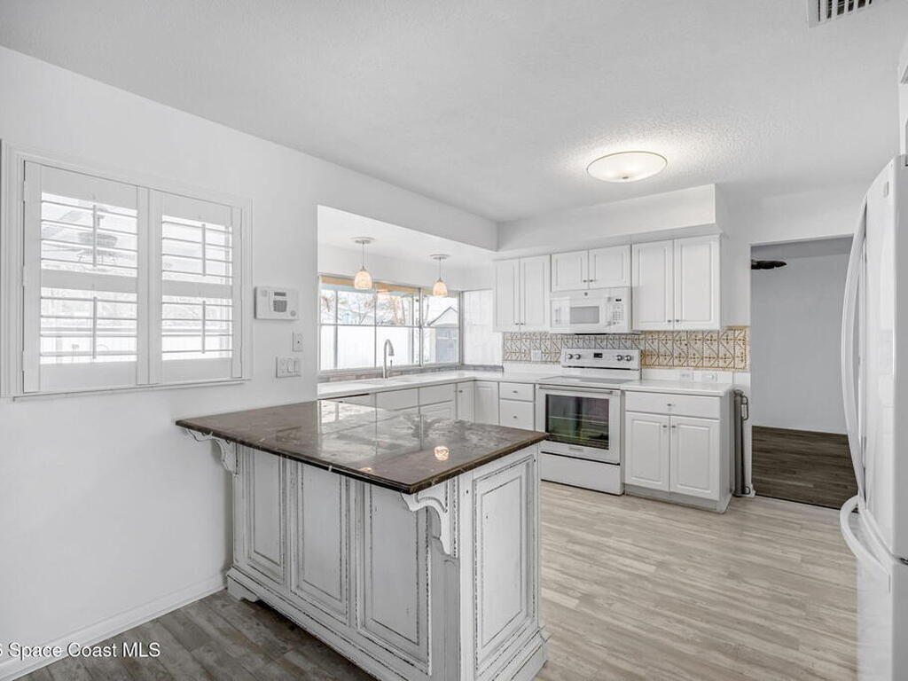 280 Lynn Avenue, Satellite Beach, FL 32937