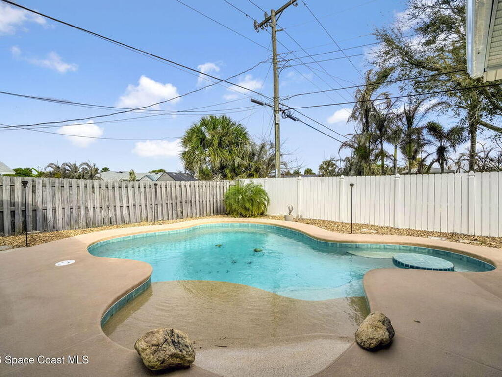 280 Lynn Avenue, Satellite Beach, FL 32937