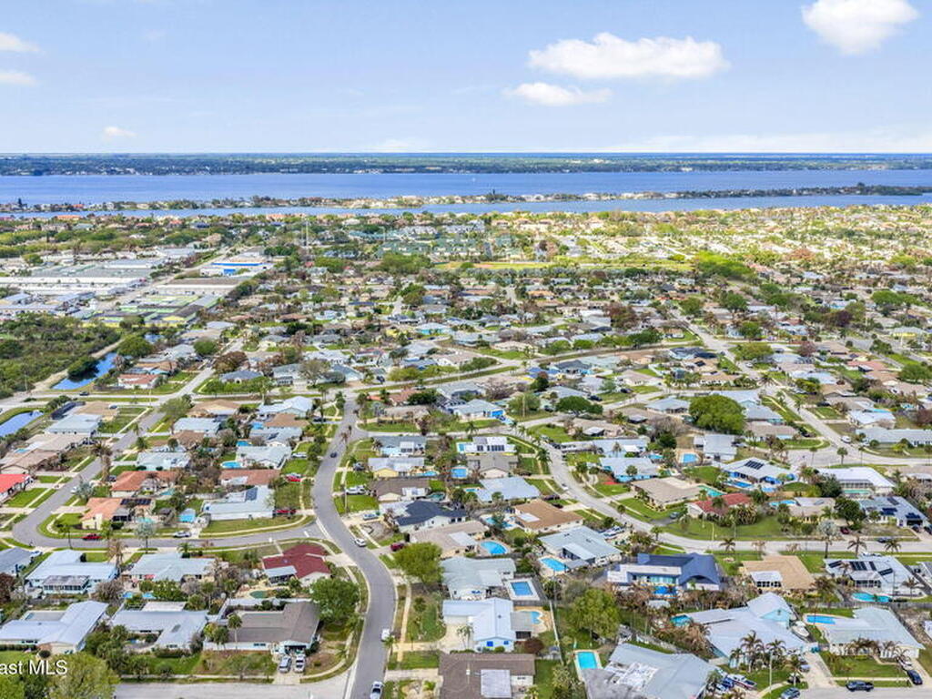 280 Lynn Avenue, Satellite Beach, FL 32937