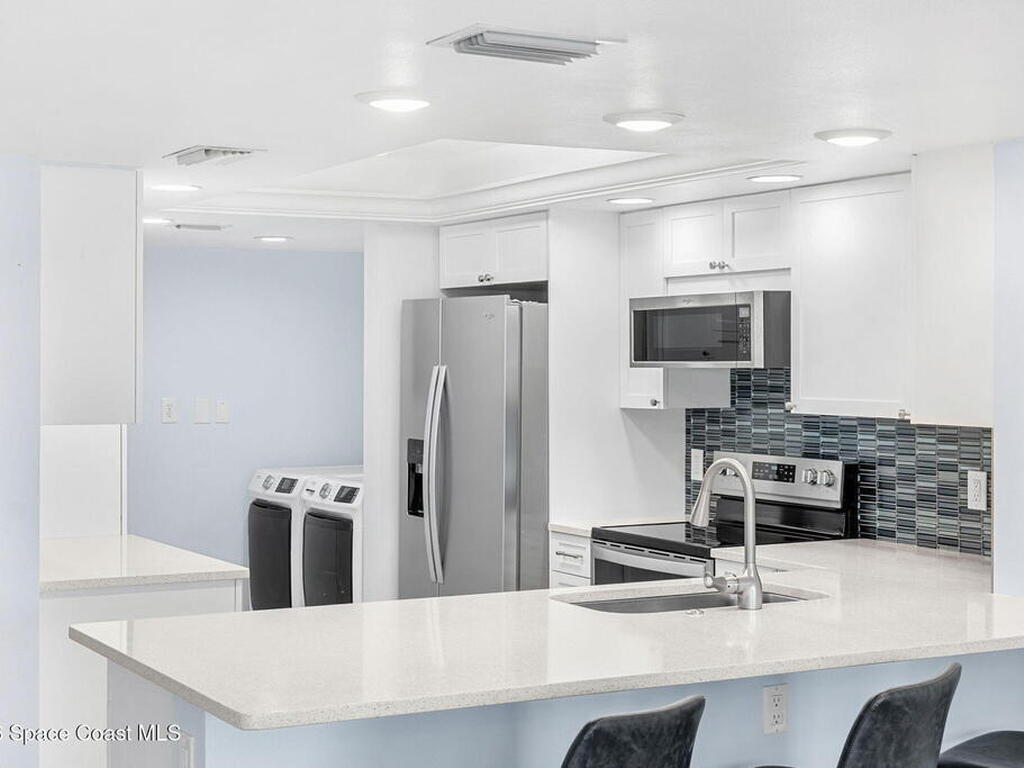 1595 N Atlantic Avenue, Cocoa Beach, FL 32931