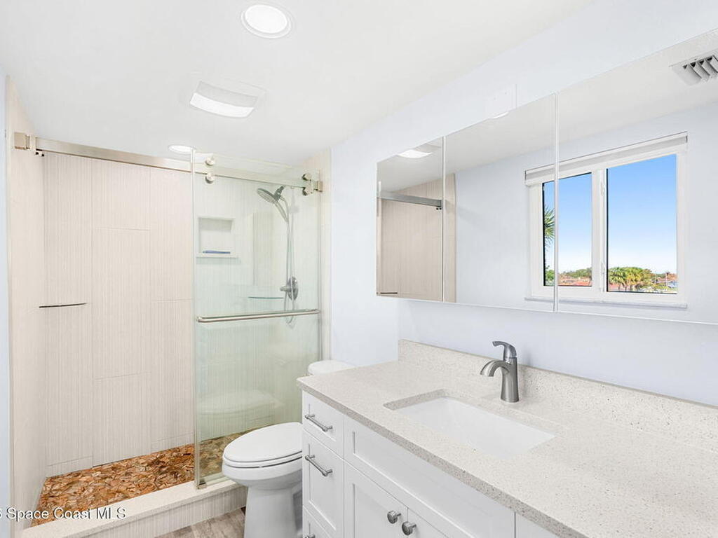 1595 N Atlantic Avenue, Cocoa Beach, FL 32931