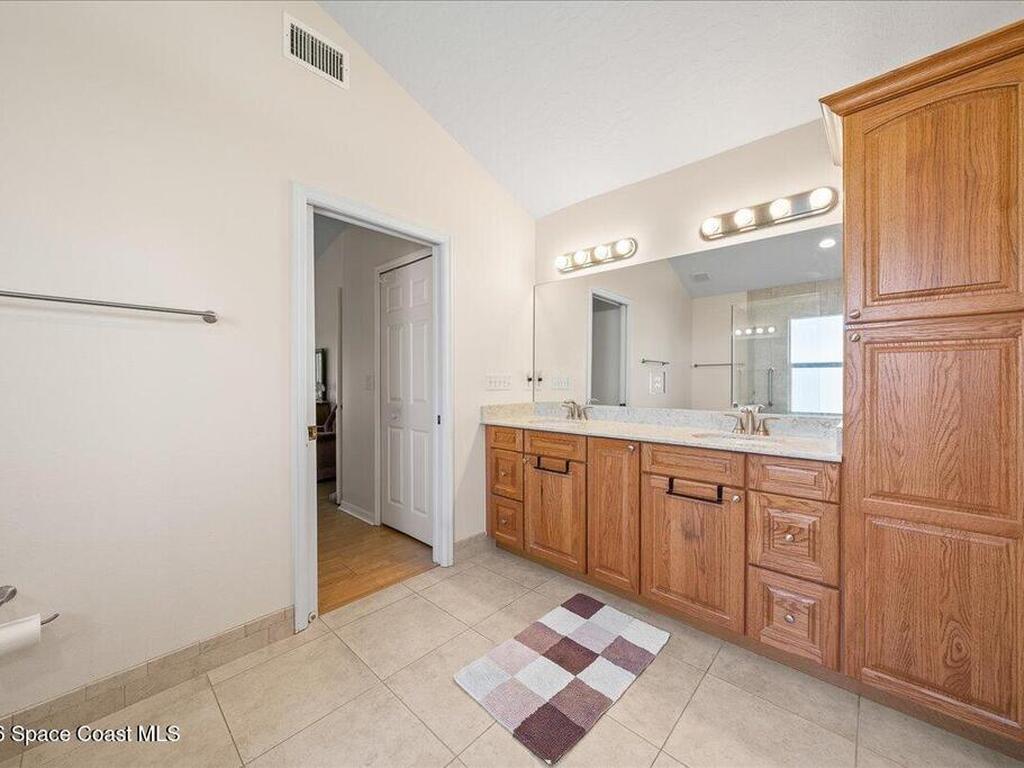 3112 Lago Vista Drive, Melbourne, FL 32940