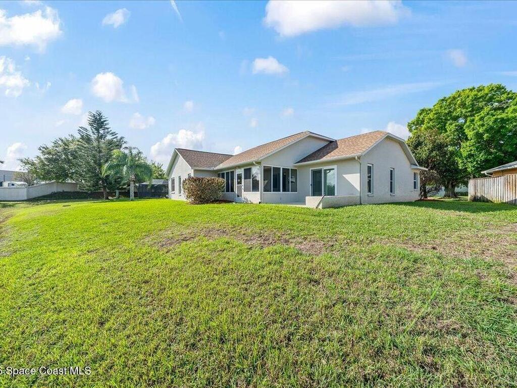 3112 Lago Vista Drive, Melbourne, FL 32940