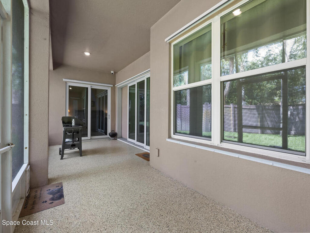 942 Casa Dolce Casa Circle, Rockledge, FL 32955