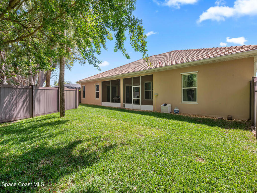 942 Casa Dolce Casa Circle, Rockledge, FL 32955