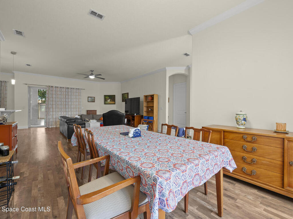 942 Casa Dolce Casa Circle, Rockledge, FL 32955