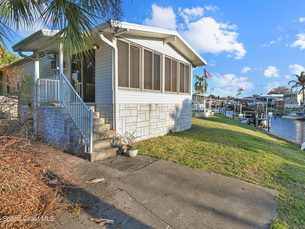1356 Turkey Creek Drive, Palm Bay, FL 32905