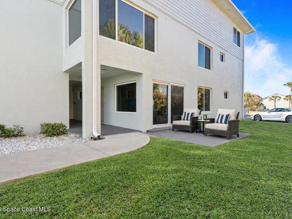 1321 S Miramar Avenue, Indialantic, FL 32903