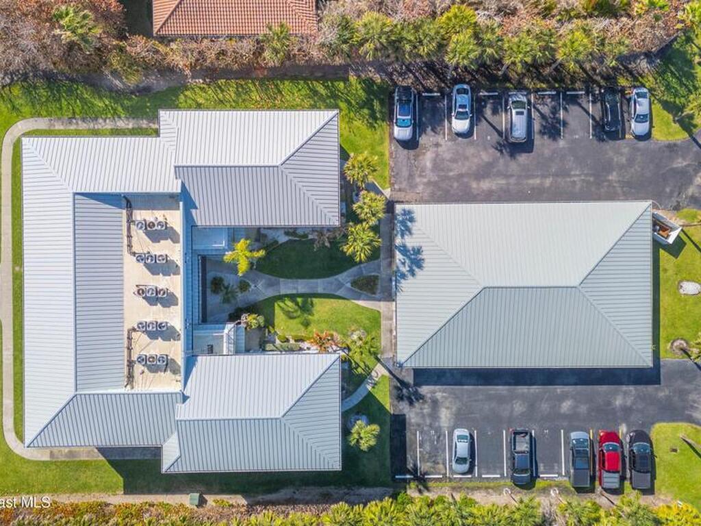 1321 S Miramar Avenue, Indialantic, FL 32903