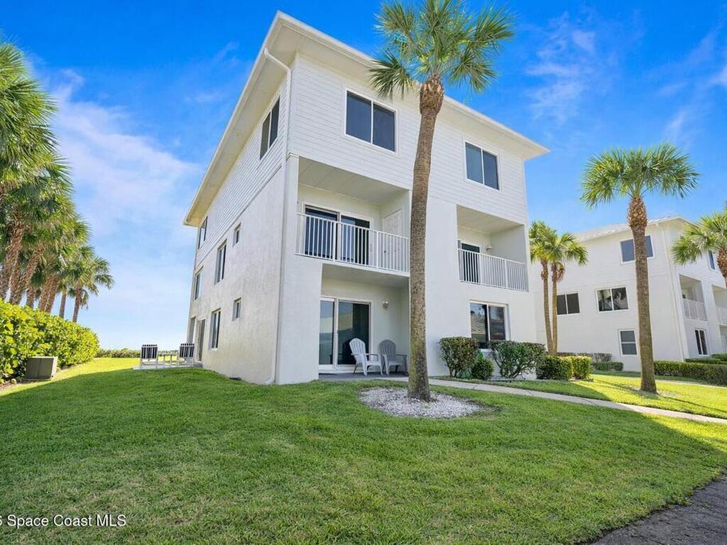 1321 S Miramar Avenue, Indialantic, FL 32903