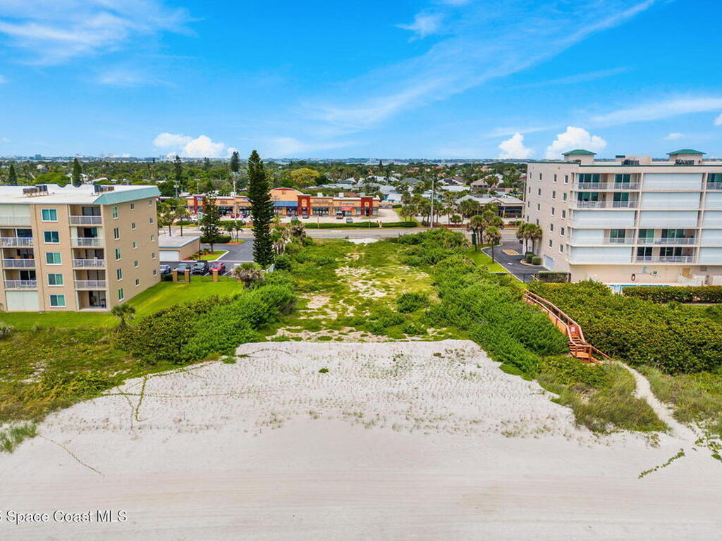 1455 N Hwy A1A, Indialantic, FL 32903