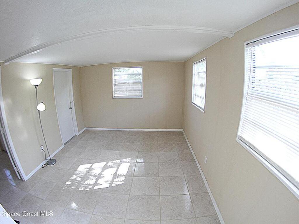 515 Palm Avenue, Merritt Island, FL 32952