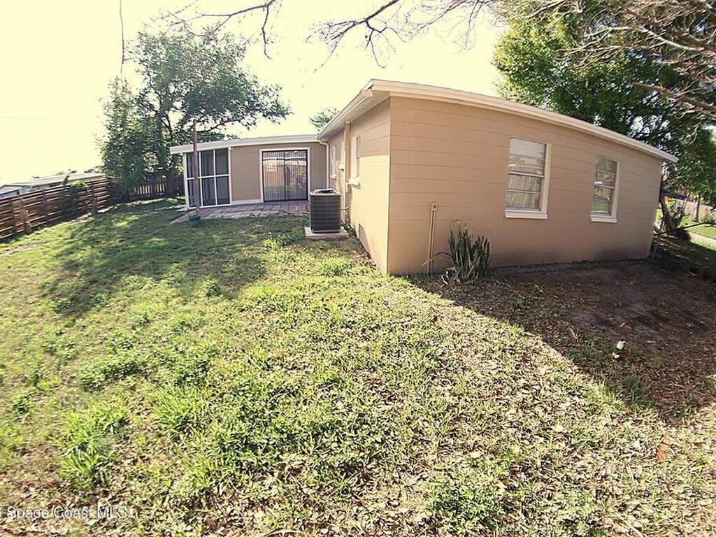 515 Palm Avenue, Merritt Island, FL 32952