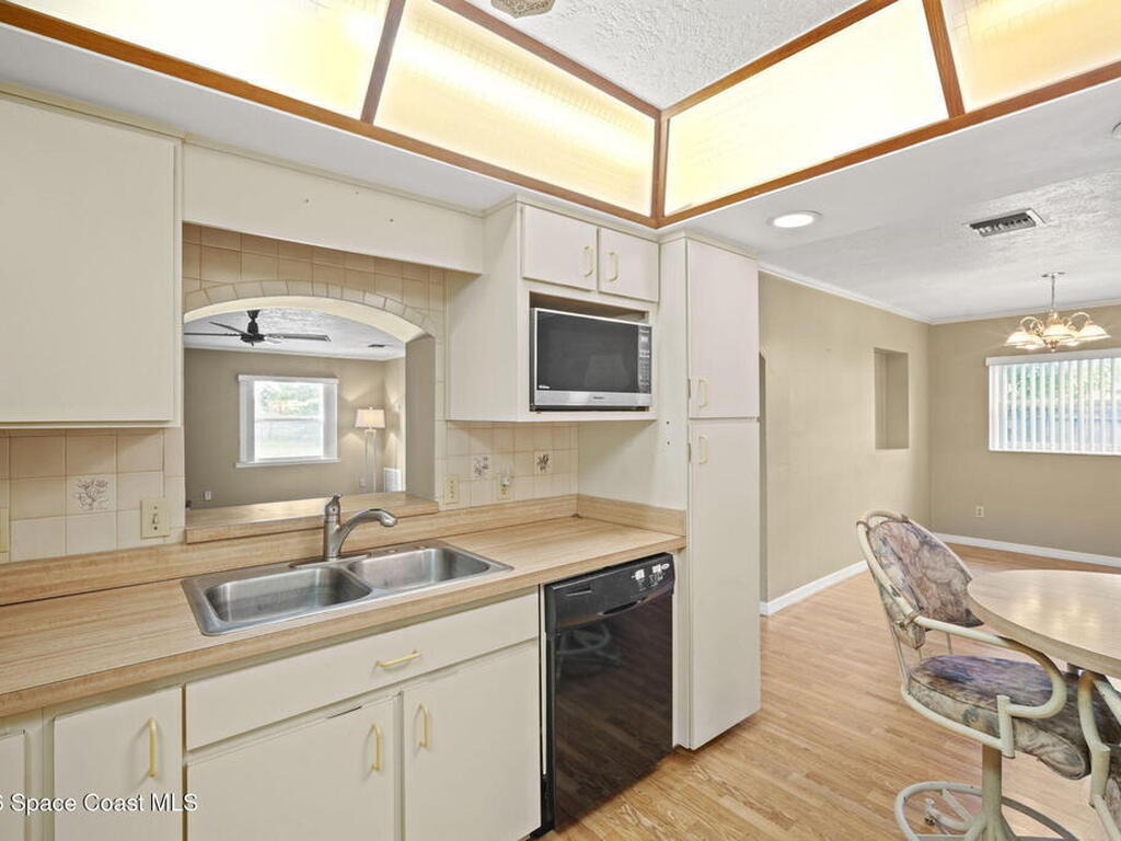 185 Moore Avenue, Merritt Island, FL 32952