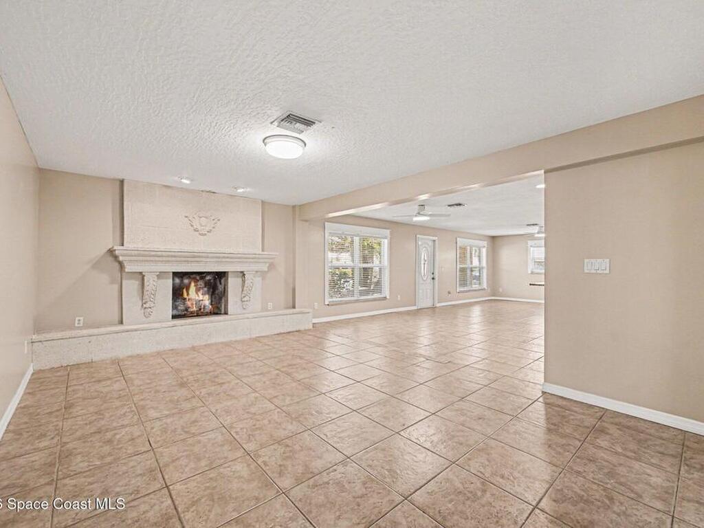 542 Coconut Street, Satellite Beach, FL 32937