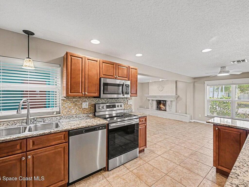 542 Coconut Street, Satellite Beach, FL 32937