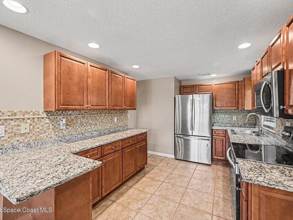 542 Coconut Street, Satellite Beach, FL 32937