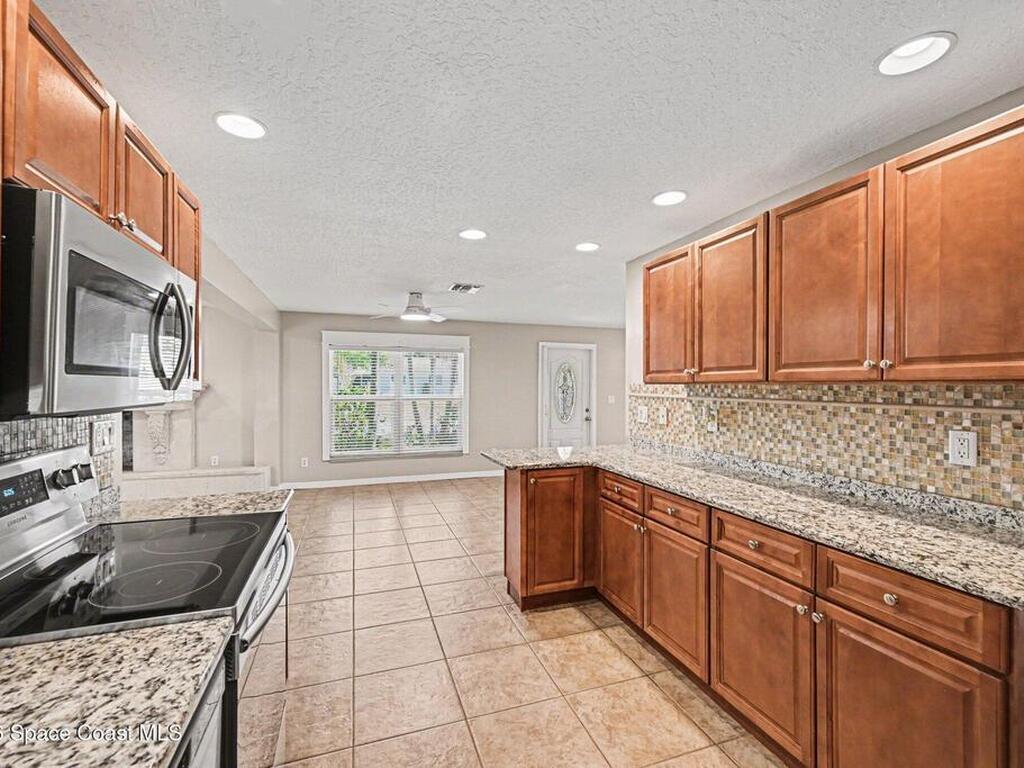 542 Coconut Street, Satellite Beach, FL 32937