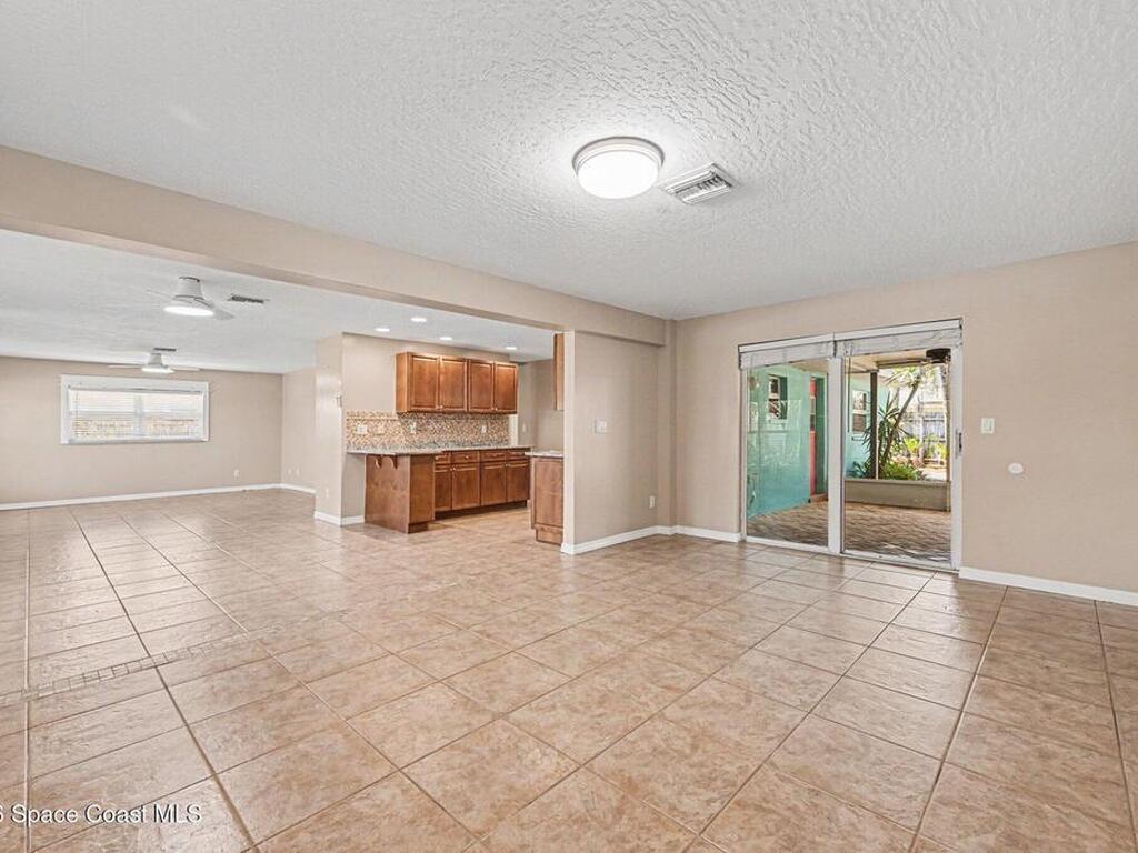 542 Coconut Street, Satellite Beach, FL 32937