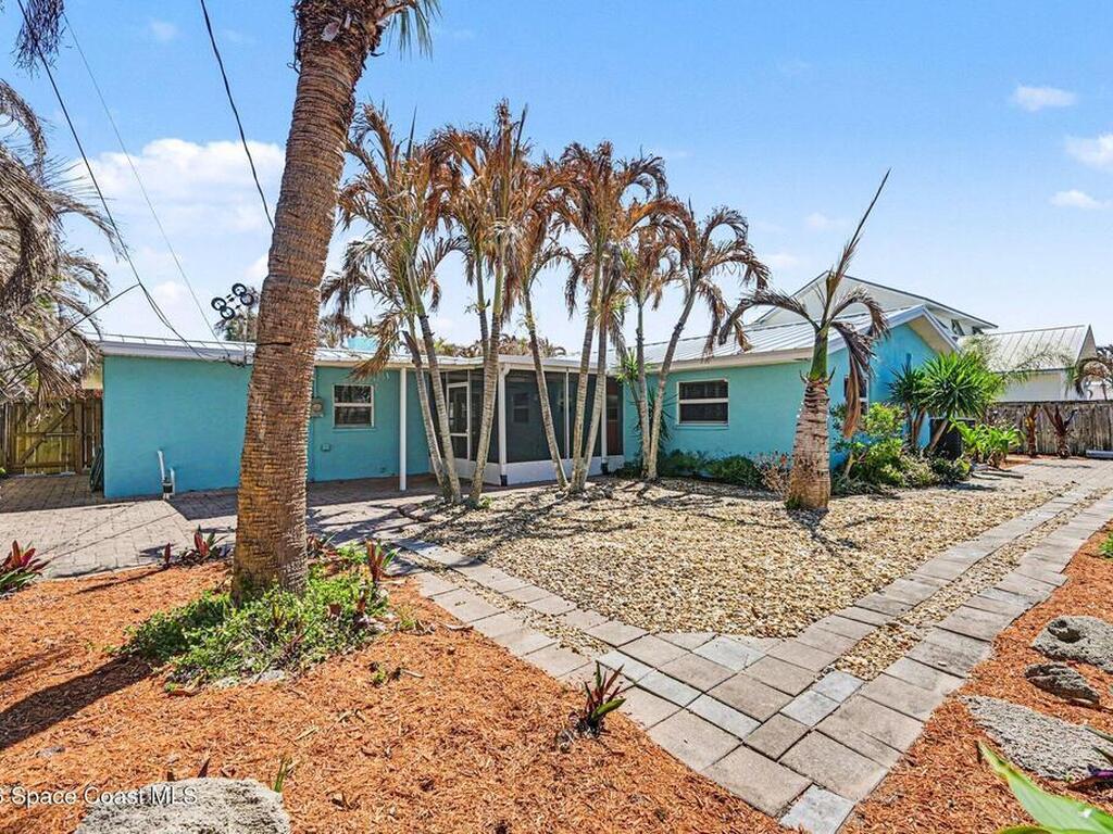 542 Coconut Street, Satellite Beach, FL 32937