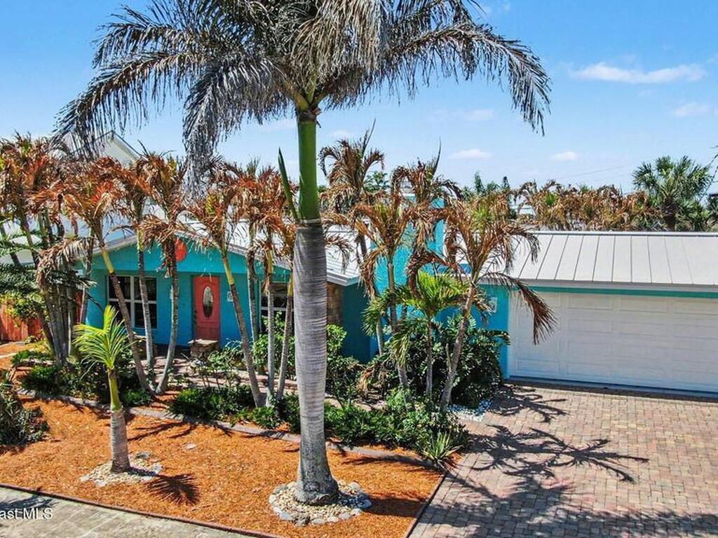 542 Coconut Street, Satellite Beach, FL 32937