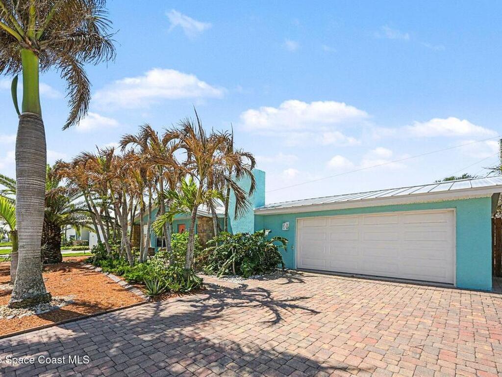 542 Coconut Street, Satellite Beach, FL 32937
