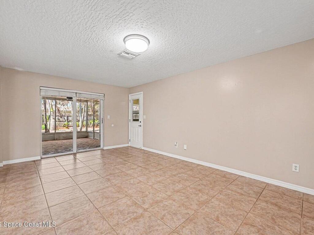 542 Coconut Street, Satellite Beach, FL 32937