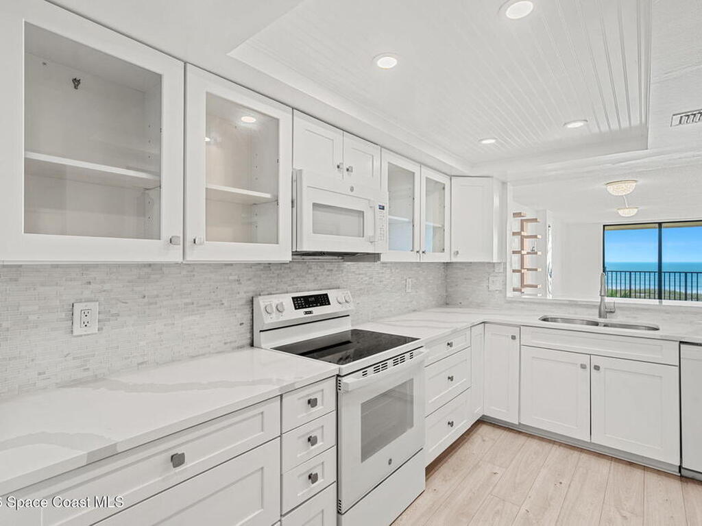 1860 N Atlantic Avenue, Cocoa Beach, FL 32931