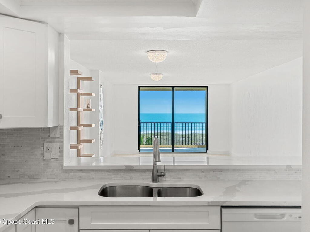 1860 N Atlantic Avenue, Cocoa Beach, FL 32931