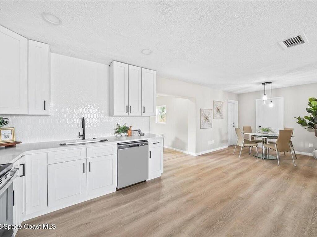 1340 Lester Court, Merritt Island, FL 32952