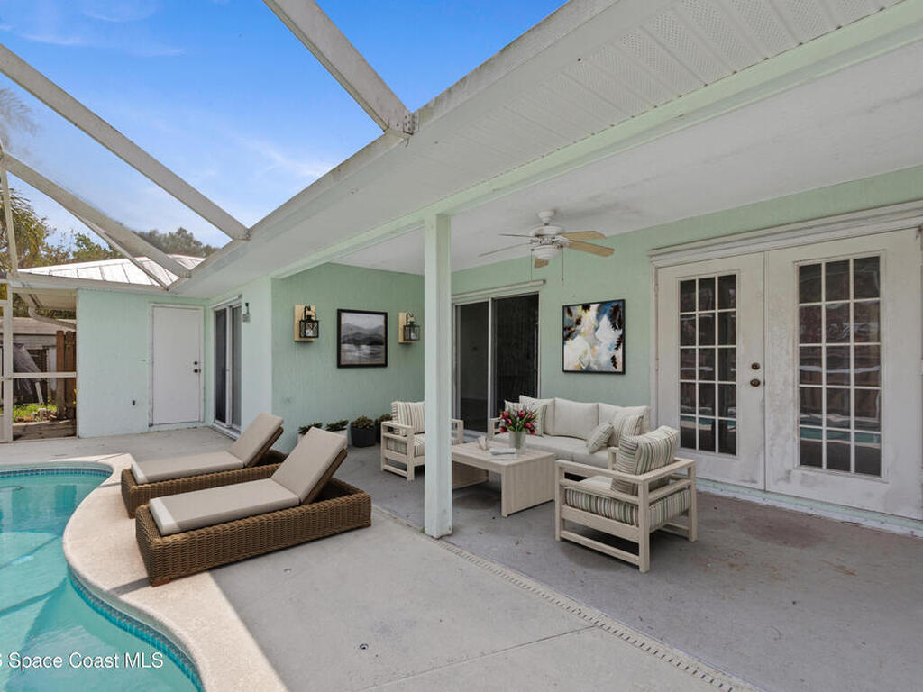 9084 102nd Avenue, Vero Beach, FL 32967