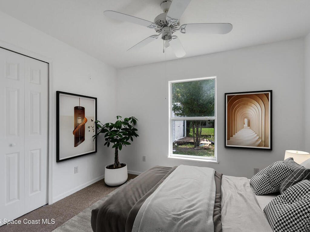 9084 102nd Avenue, Vero Beach, FL 32967