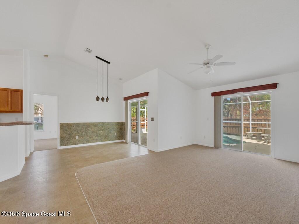 9084 102nd Avenue, Vero Beach, FL 32967