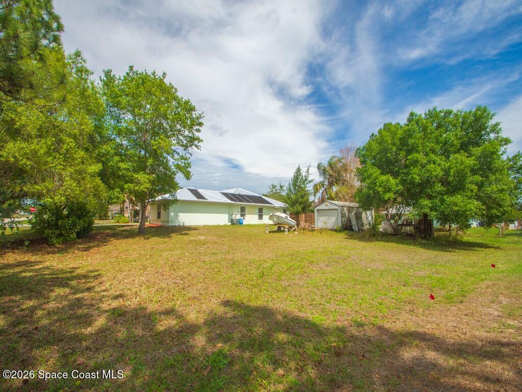 9084 102nd Avenue, Vero Beach, FL 32967