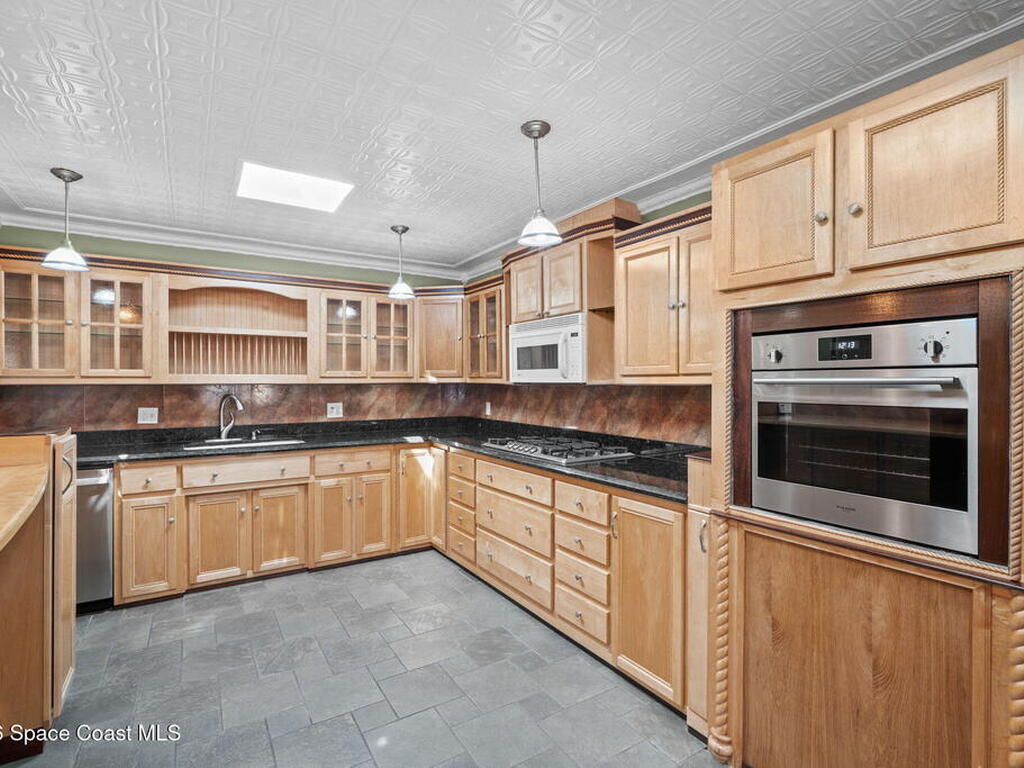 1570 Tarpon Street, Merritt Island, FL 32952