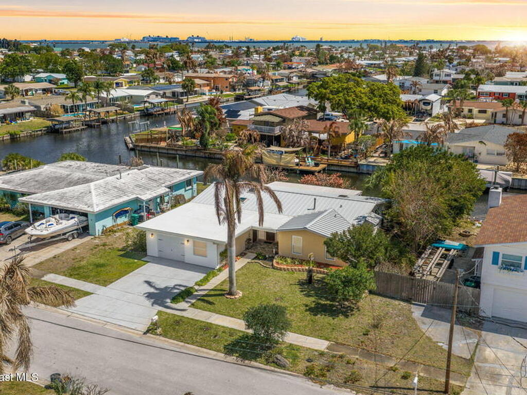 1570 Tarpon Street, Merritt Island, FL 32952