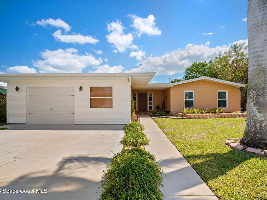 1570 Tarpon Street, Merritt Island, FL 32952
