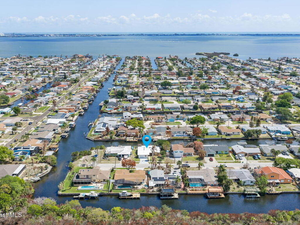 1570 Tarpon Street, Merritt Island, FL 32952