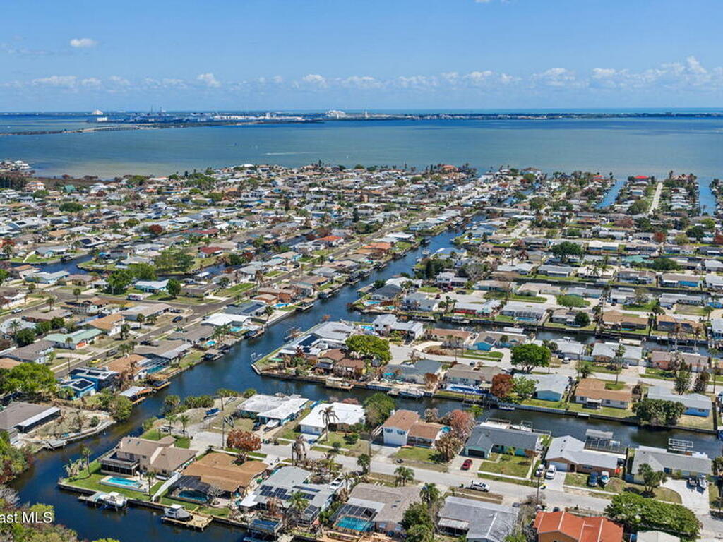 1570 Tarpon Street, Merritt Island, FL 32952