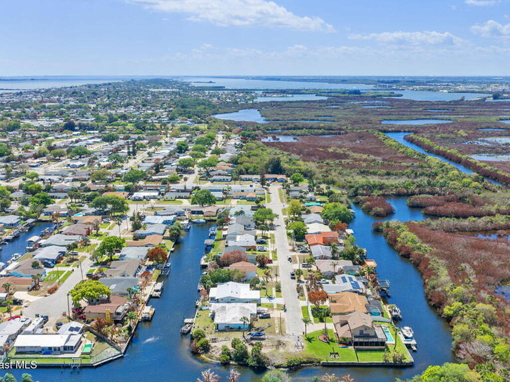 1570 Tarpon Street, Merritt Island, FL 32952