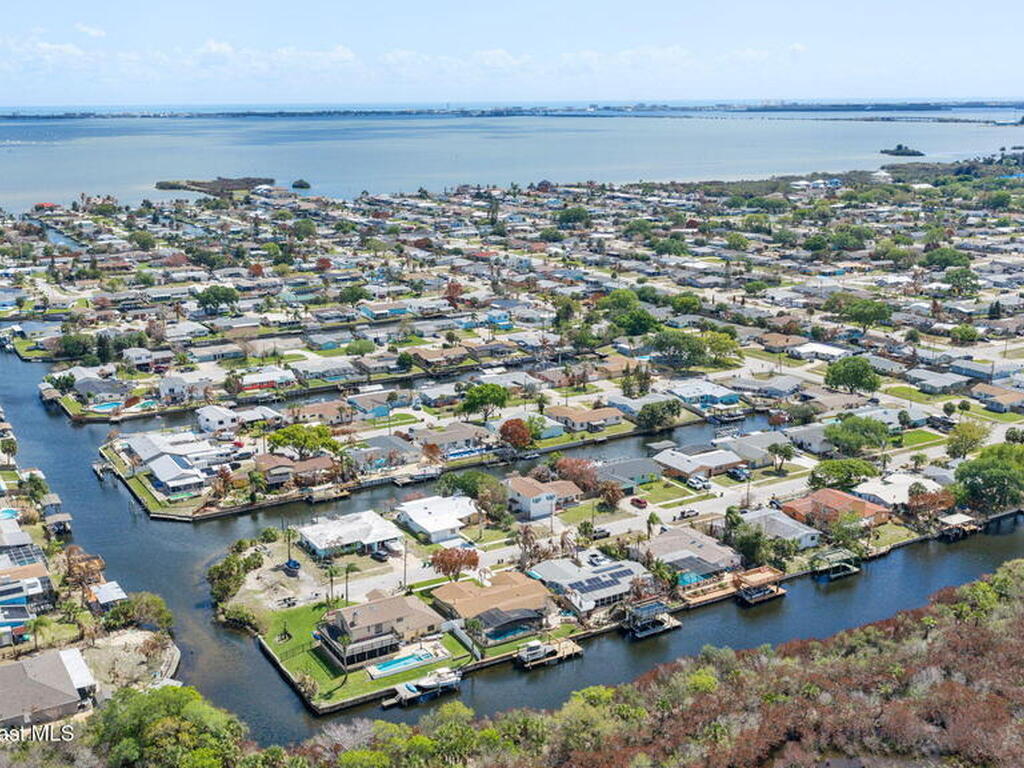 1570 Tarpon Street, Merritt Island, FL 32952