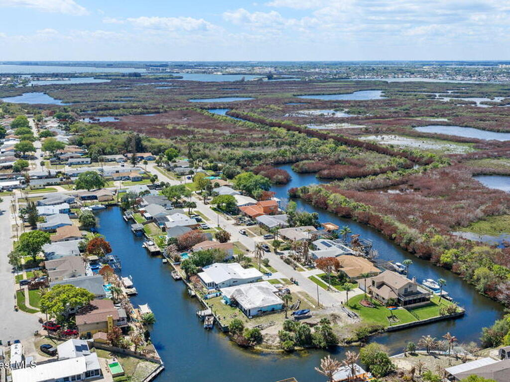 1570 Tarpon Street, Merritt Island, FL 32952