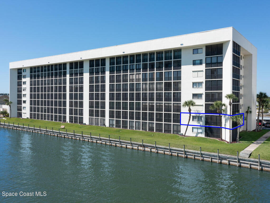 300 S Sykes Creek Parkway, Merritt Island, FL 32952
