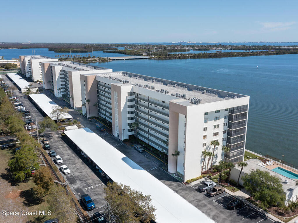 300 S Sykes Creek Parkway, Merritt Island, FL 32952