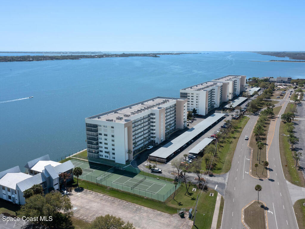 300 S Sykes Creek Parkway, Merritt Island, FL 32952