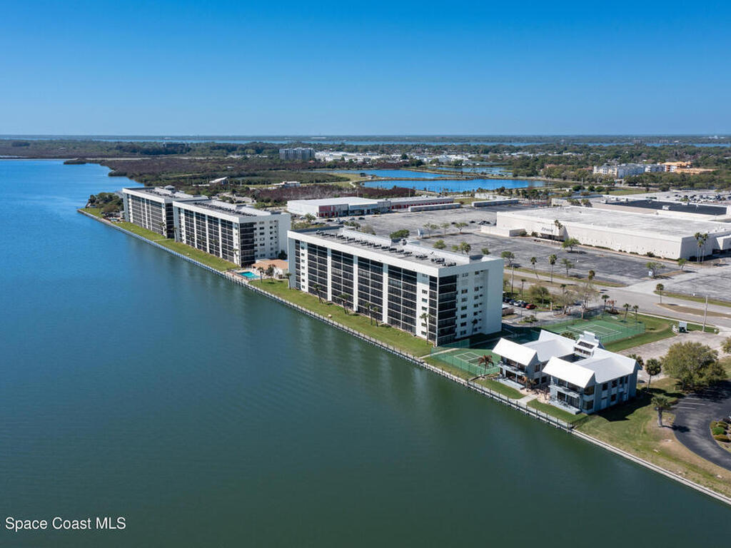 300 S Sykes Creek Parkway, Merritt Island, FL 32952