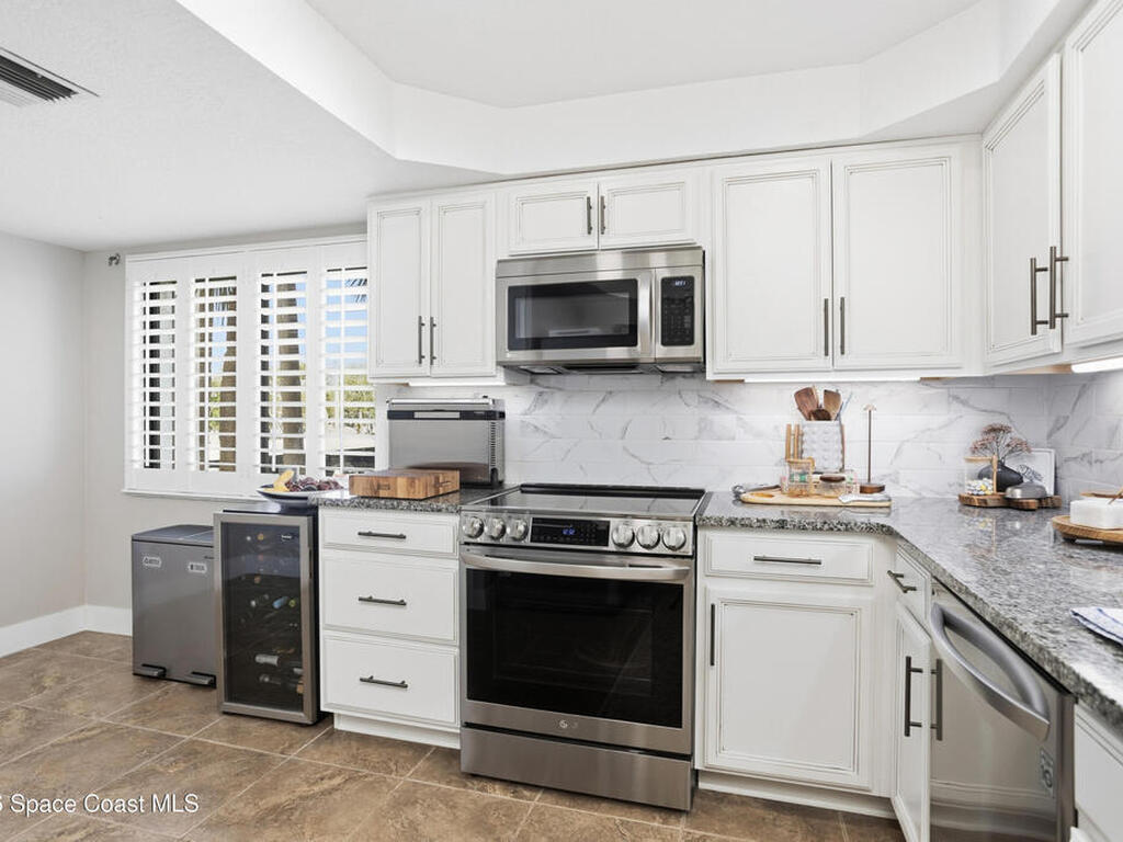 300 S Sykes Creek Parkway, Merritt Island, FL 32952