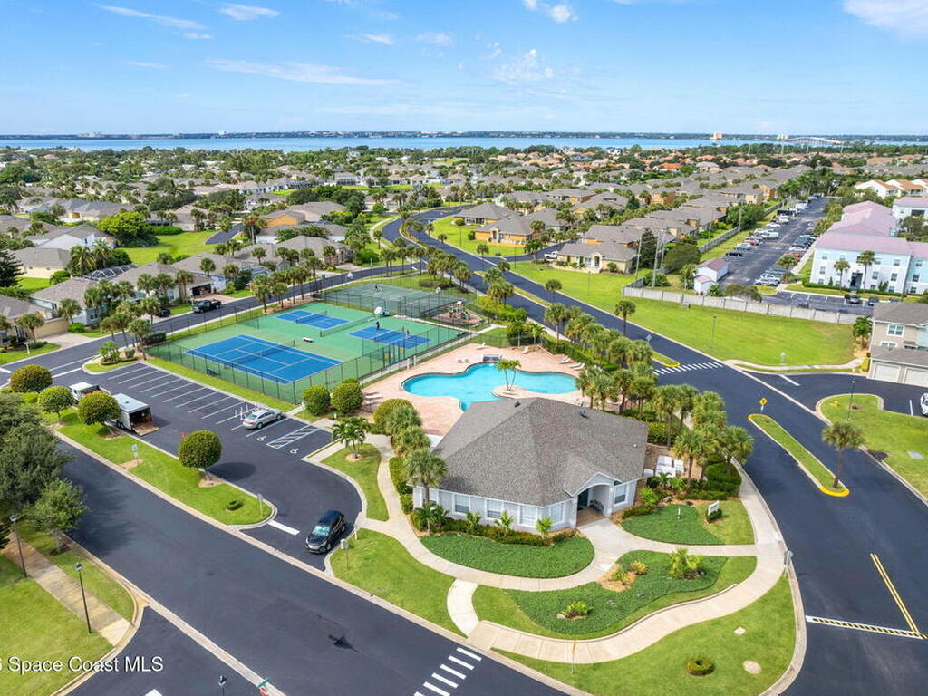 541 Oceanside Boulevard, Indialantic, FL 32903
