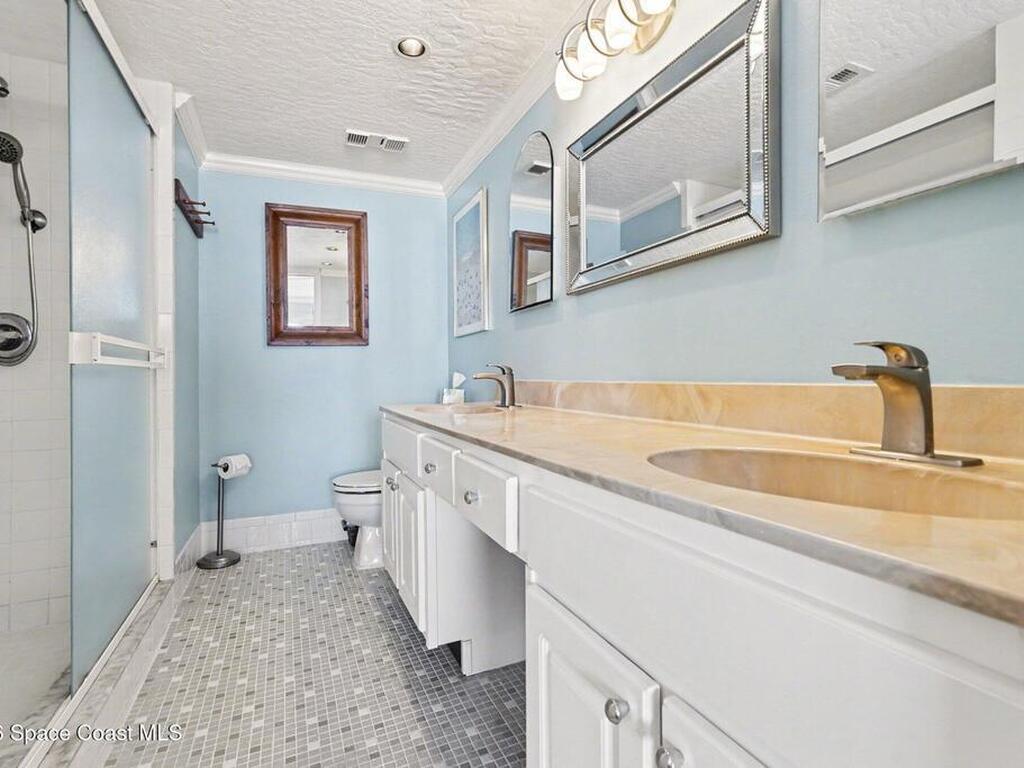 1095 N Highway A1a, Indialantic, FL 32903