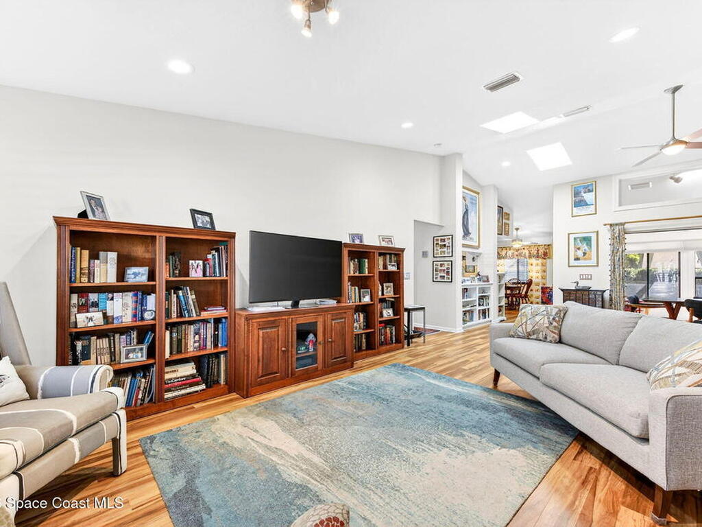 1825 Fox Bay Drive, Melbourne, FL 32934